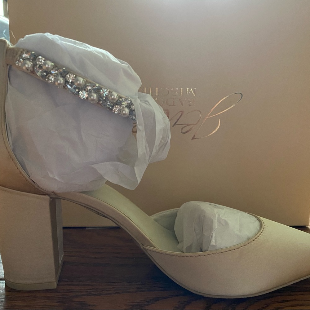 Badgley Mischka Rissa Heels